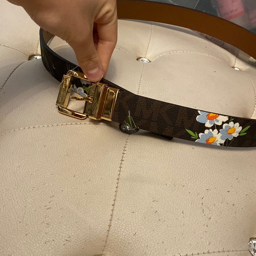 Brand new never work mk belt